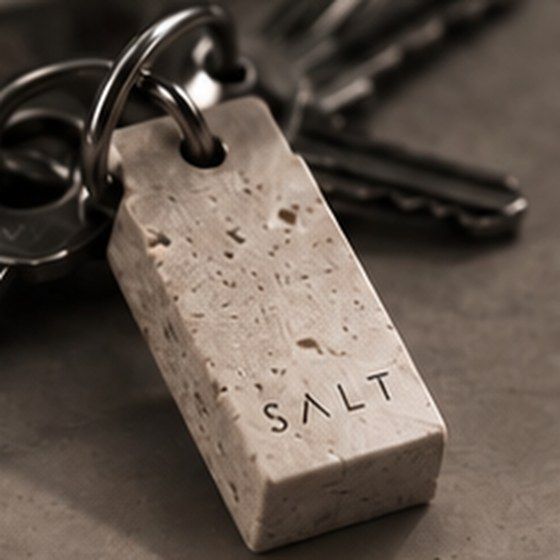 Brelok SALT z trawertynu